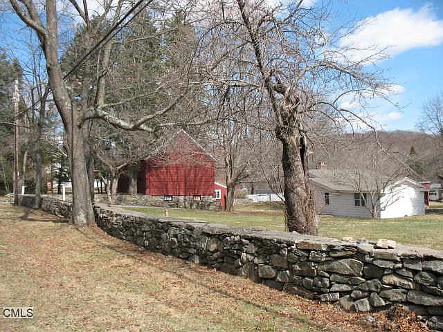 2nd image of 285 Silver Hill Rd