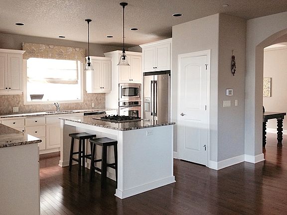 4th image of 18387  Santoro Dr