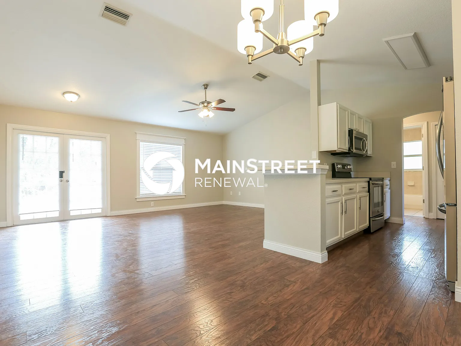 4430 Glordano — Photo 3