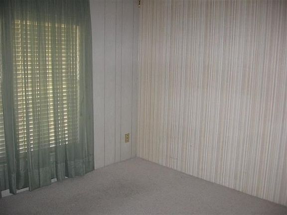 3rd image of 3128 58th St