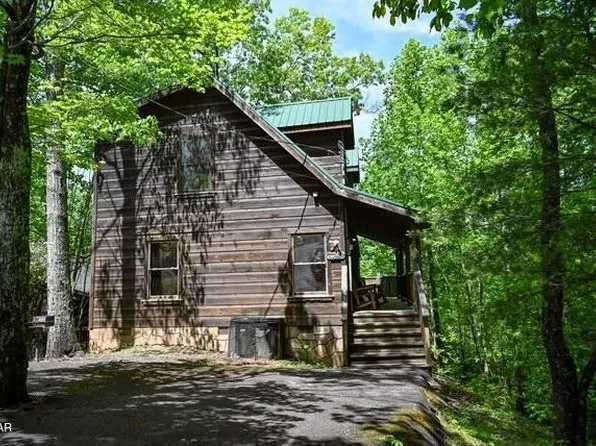 1920 Buckeye View Way, Sevierville, TN 37876