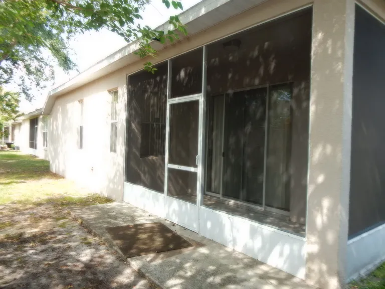 902 Cherry Valley Way — Photo 21