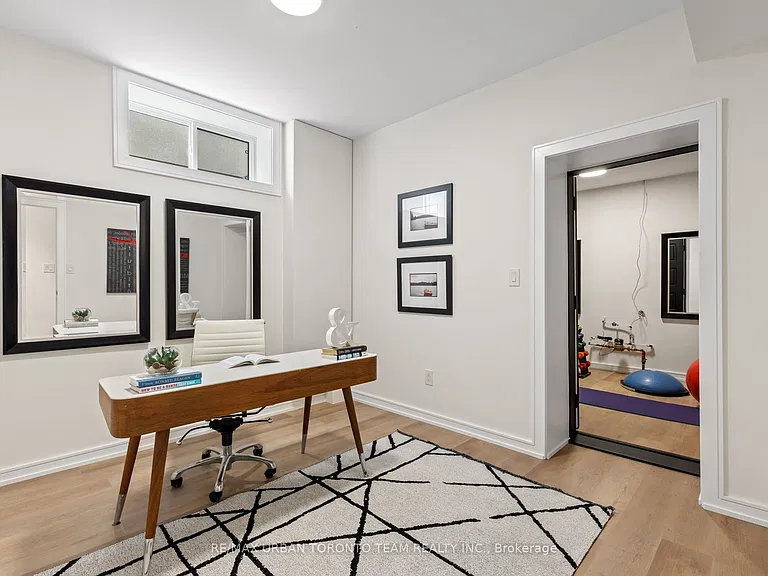 4 Drake Cres — Photo 39