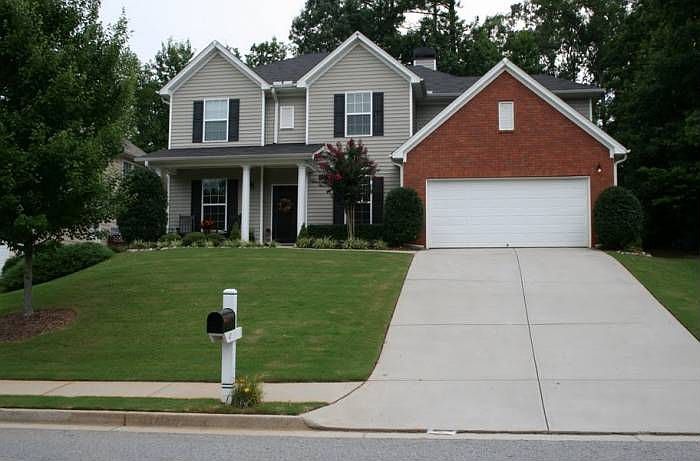 1st image of 47 Fairway Dr