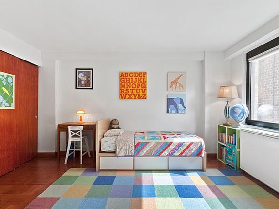 5th image of 5 W 65th St #3K