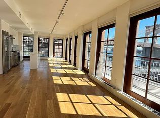 254 Front St, New York, NY 10038