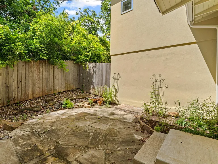 3810 Ridgelea Dr #A — Photo 31