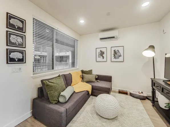 411 29th Street, 411 29th St #420, Oakland, CA 94609