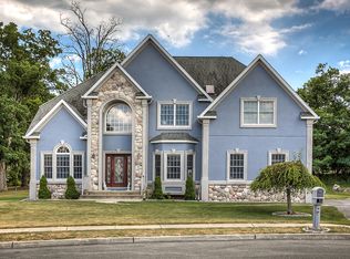 14 Village Gate Way, Monroe, NY 10950