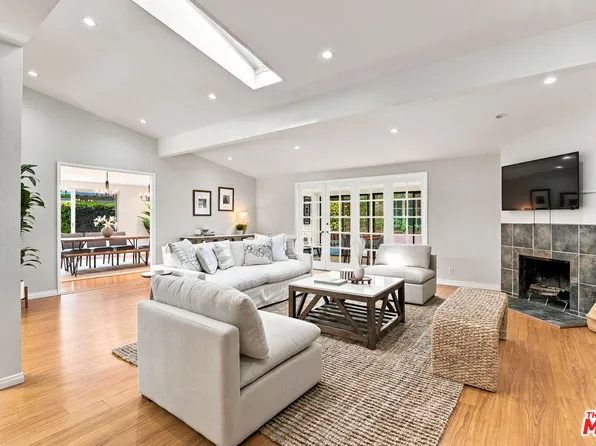 6443 Graves Ave, Van Nuys, CA 91406