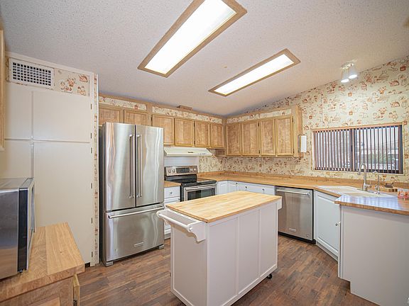 5th image of 11295 S Desert Air Blvd
