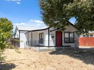 575 S 8th St, Kerman, CA 93630