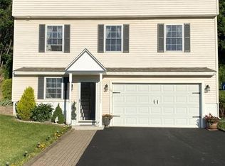 62 Kyle Ct, Meriden, CT 06450