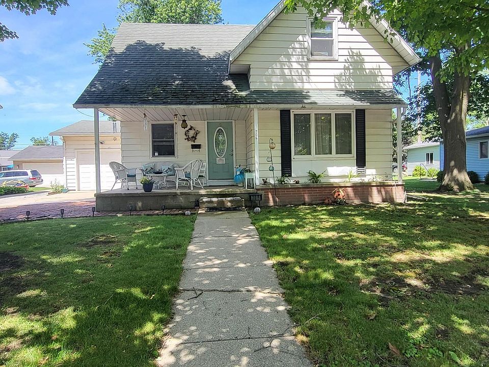 1st image of 706 S Main St