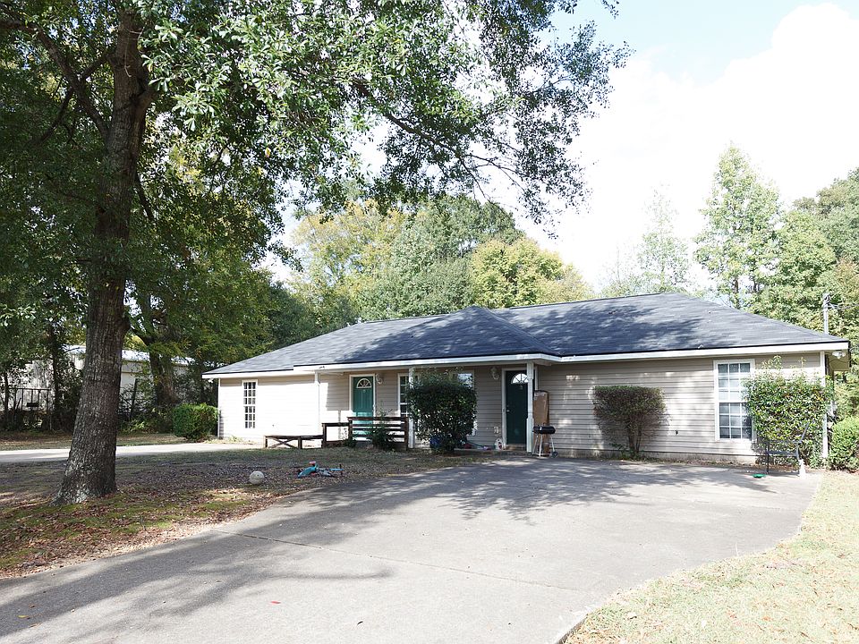1st image of 518 Jones Rd #A