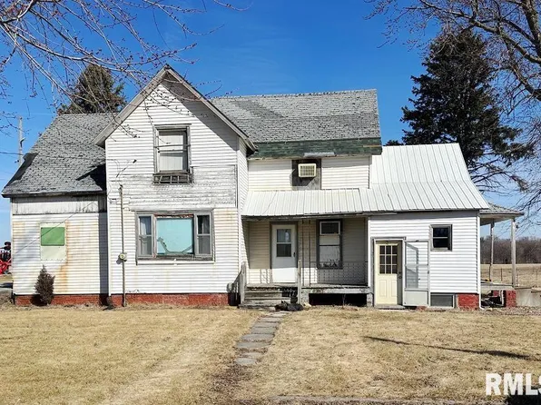 605 N Sparta St, Wataga, IL 61488