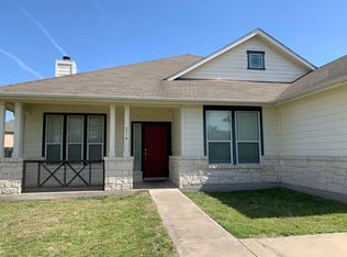 214 Hyltin St, Hutto, TX 78634