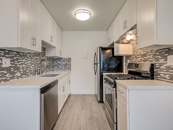 2nd image of 11815 Gilmore St #111