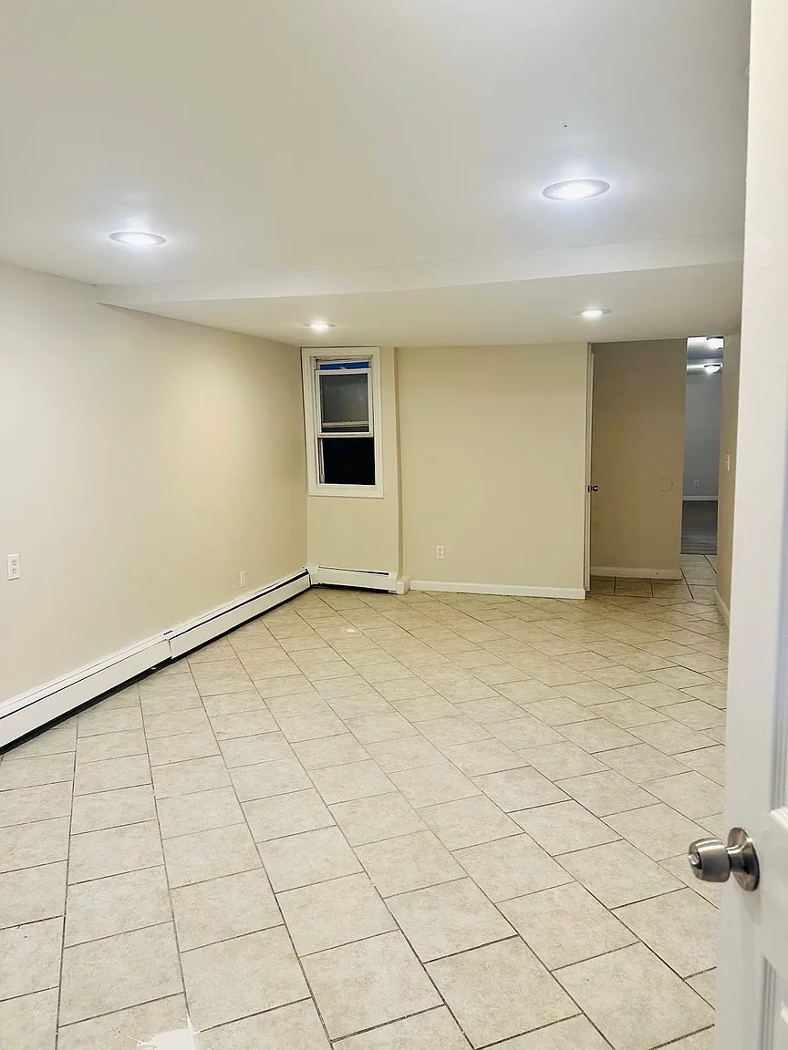 452 River St #2F photo 1