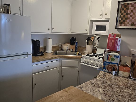 5th image of 160 Bleecker St #9JWW
