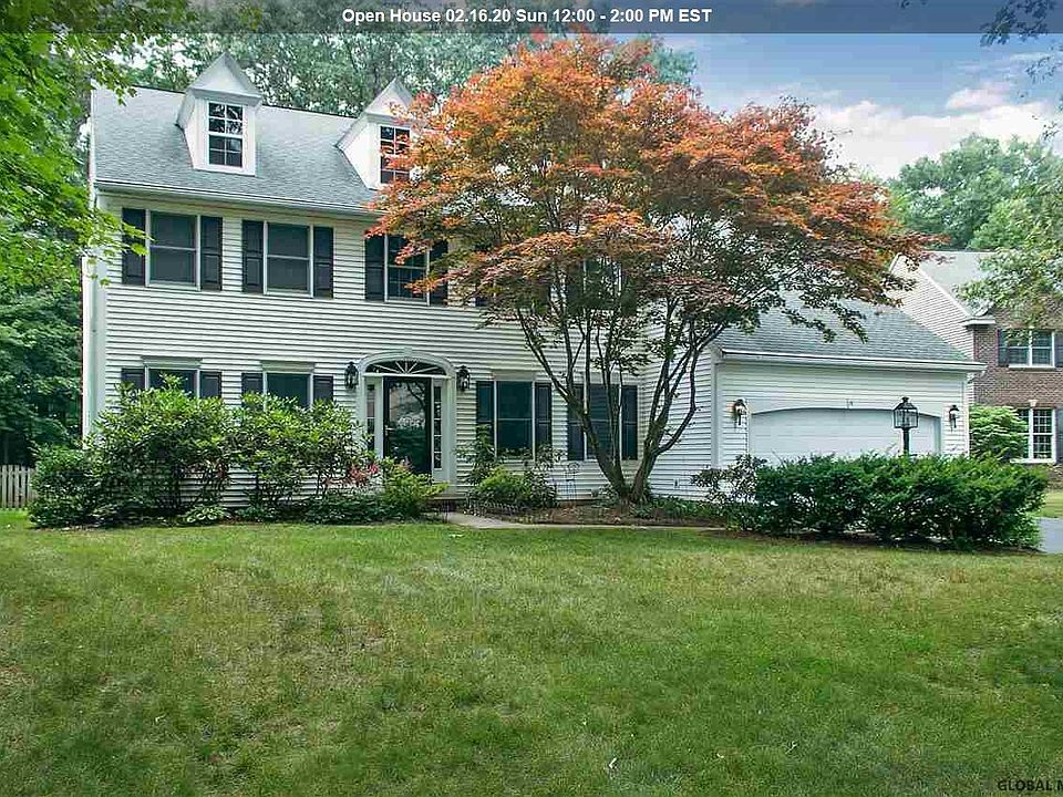1st image of 37 Castle Pnes