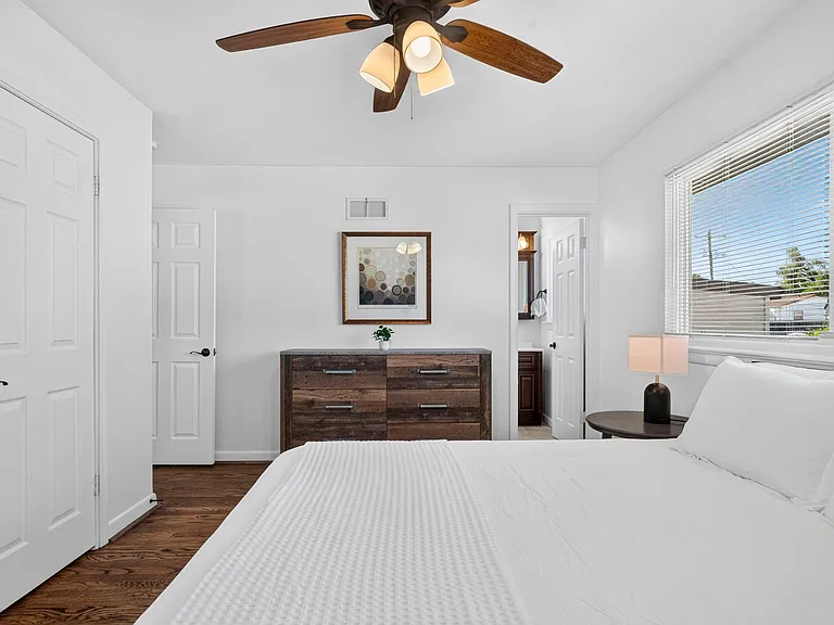 615 Loyola Dr — Photo 27