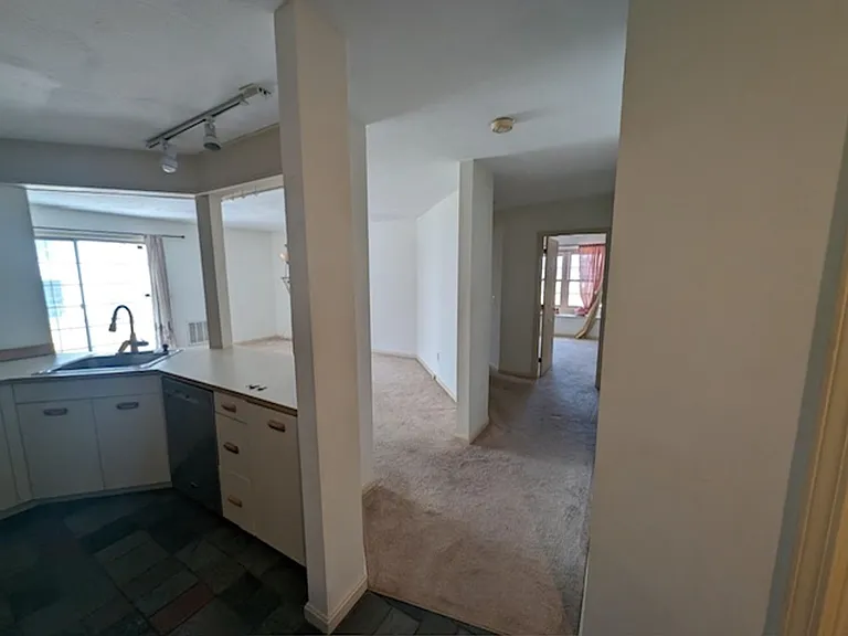 28 James St — Photo 6