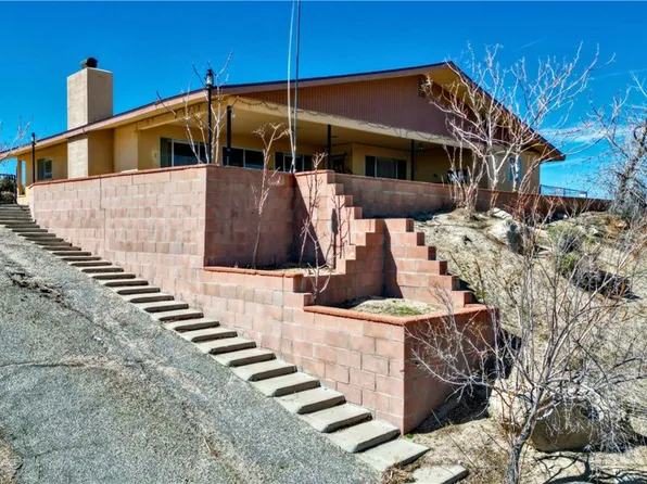 56649 Oakwood Dr, Yucca Valley, CA 92284