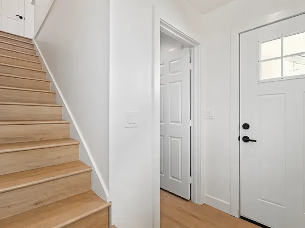 8th Place Townhomes