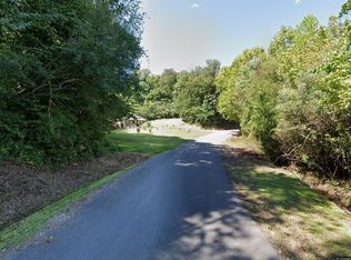 9999 Whitesburg Hollow Rd, Barbourville, KY 40906