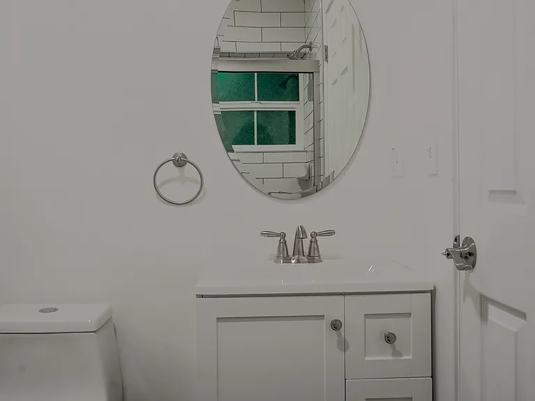 2nd Bathroom