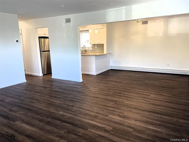473 Franklin Blvd #MAIN — Photo 4
