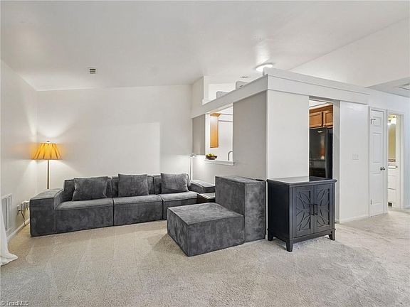 4th image of 2739 Cottage Pl