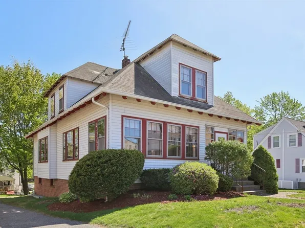 26 W Walnut St, Milford, MA 01757
