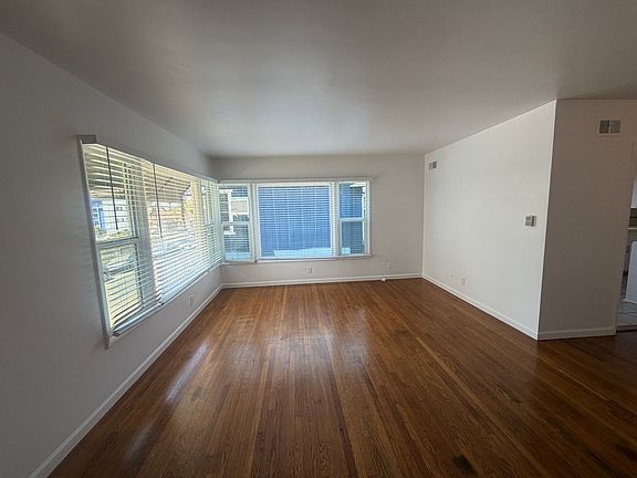 4th image of 30 N Alboni Place Bonito Ave #25-04