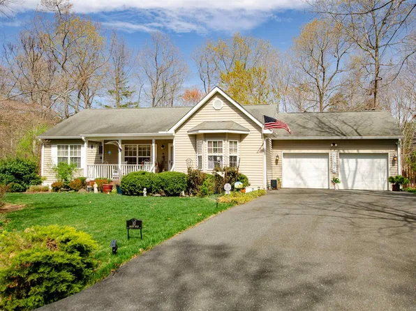 10 Begum Rd, Palmyra, VA 22963