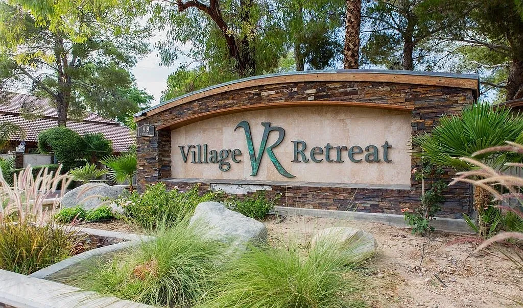 Building Photo - Village Retreat