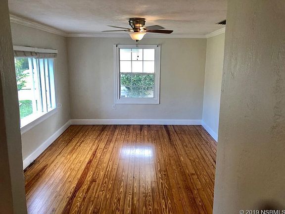 3rd image of 200 North St