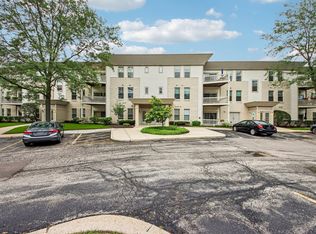 34435 N Old Walnut Cir UNIT 306, Gurnee, IL 60031
