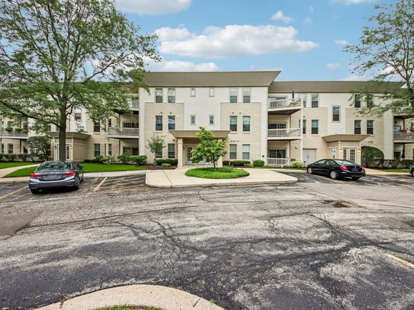 34435 N Old Walnut Cir Unit 306, Gurnee, IL 60031