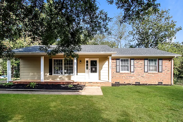 1107 Edenwood Dr