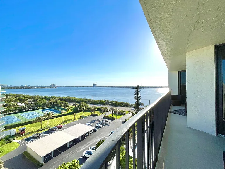 5420 N Ocean Dr #906 — Photo 33