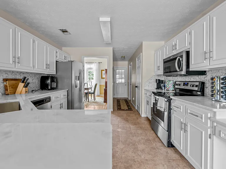Loblolly Ln — Photo 21