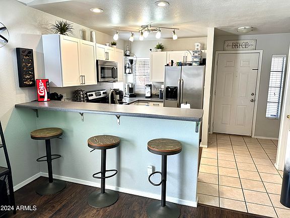 3rd image of 1120 N VAL VISTA Drive #102