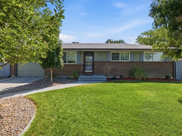 4 S Gay Dr, Longmont, CO 80501