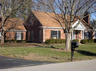 1812 Knollwood Rd, Louisville, KY 40207