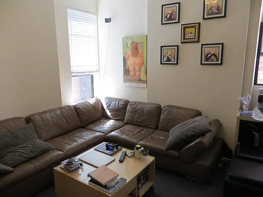 Rented by HFF Realty LLC | media 8