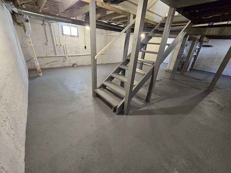 3532 Fullerton Ave — Photo 69