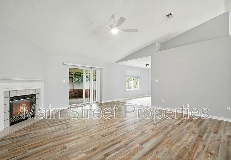 9075 Caribbean Dr — Photo 4