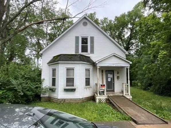404 Patterson St, Farmington, MO 63640